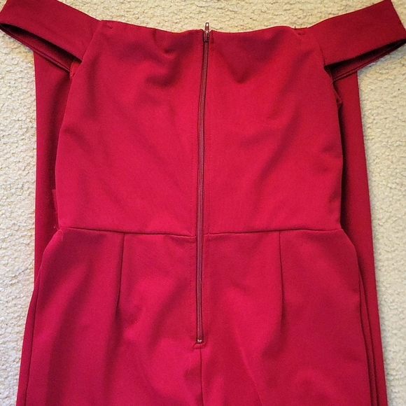 JUMPSUIT BACK ZIPPER - Picture 3 of 4